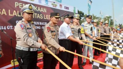 Patwal Polantas Kawal Pergerakan Arus Balik Dari Semarang Sampai Jakarta