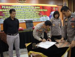 Penandatanganan Pakta Integritas Penerimaan Polri TA. 2023 Dipimpin Kapolres Rembang