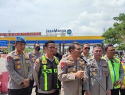 Siapkan Petugas Halau Kendaraan, Polda Jateng Cegah Pemudik Istirahat di Bahu Jalan Tol