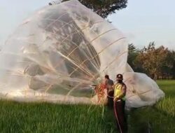 Polda Jateng Tertibkan Tradisi Menerbangkan Balon Udara di Kab. Wonosobo