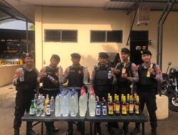 Operasi Pekat Polresta Pati Berhasil Menyita 56 Botol Miras