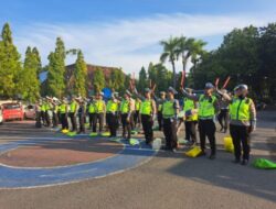 Satlantas Polres Rembang Melakukan Pemeriksaan Kelengkapan Personil