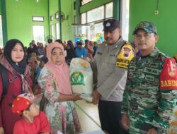 Sinergitas TNI-Polri, Lakukan Pengamanan Kegiatan Pendistribusian Bantuan Beras
