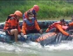 Tim SAR Berhasil Temukan Jasad Pria Yang Nyebur ke Sungai Sambong