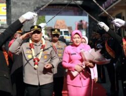 Awali Tugas di Rembang, AKBP Suryadi Disambut Pedang Pora
