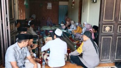 Bhabinkabtibmas Halal Bihalal Bersama Warga Jalin Silaturahmi