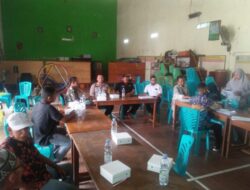 Bhabinkamtibmas dan Babinsa Desa Geneng Laksanakan Monitoring Giat Forum Konsultasi Publik