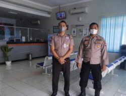 Ciptakan Rasa Aman Bertransaksi, Personel Polsek Gajah Lakukan Pam Bank BRI