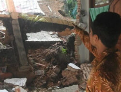 Diguyur Hujan Deras, Talud 10 Meter Longsor di Banjarnegara Timpa Rumah Warga