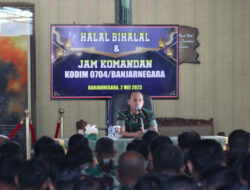 Jam Komandan Dilanjutkan Dengan Halal Bihalal Keluarga Besar Kodim 0704 Banjarnegara
