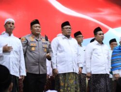 Kapolres Rembang Hadir Acara Jateng Bersholawat di Ponpes Al Anwar Sarang Rembang