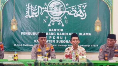 Lantunan Sholawat Mahallul Qiyam Menyambut Kunjungan Kapolres Sukoharjo