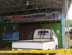 Mayat Dicor Posisi Kaki di Atas dan Kepala di Bawah, Diduga Pemilik Usaha Air Isi Ulang di Semarang