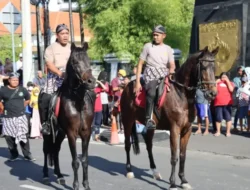 2 Kuda Polrestabes Semarang, Raja Dan Tanjungsari Ikut Memeriahkan Karnaval Ogoh-ogoh
