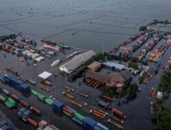 Pembangunan Tanggul Laut Semarang Dipercepat Guna Cegah Banjir Rob