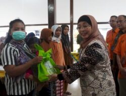 Pemkab Batang Salurkan Bantuan Kepada 6.667 Keluarga Rawan Stunting