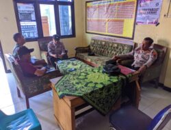 Perkuat Sinergritas Polri Dengan Desa, Kapolsek Sambang Ke Kantor Desa Dialogis Bersama Kades