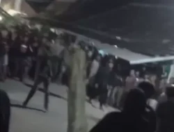 Rembang Viral : Video Pemuda Ayunkan Celurit di Orkes Dangdut, Dipicu Saling Senggol, Begini Kata Polisi
