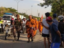 Perjalanan Spiritual: Biksu Thudong Sampai Semarang, Disambut Ratusan Warga