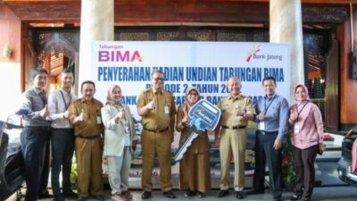 Bank Jateng Banjarnegara Memberikan Hadiah Tabungan Bima Periode II Tahun 2022