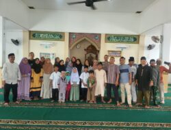 Bhabinkamtibmas Polsek Telukjambe Timur Hadiri Santunan Anak Yatim di Masjid Al-Ikhlas