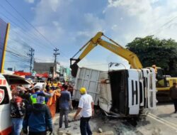 Bikin 3 Orang Meninggal Dunia, Sopir Truk Penyebab Kecelakaan di Ngaliyan Semarang Ditahan Polisi