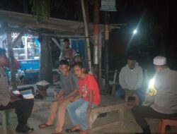 Ingatkan Warga, Polsek Batujaya Kenalkan Bahaya TPPO di Poskamling Desa Batujaya