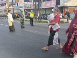 Jaga Toleransi, Pemuda Non Muslim Jaga Keamanan Sholat Idul Adha di Batang