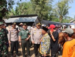 Jelang Idul Adha, Kapolres Rembang Bersama Dandim Mengecek Pasar Hewan Pamotan