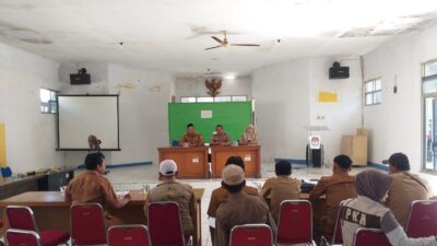 Kapolsek Batujaya Bersama Muspika Hadiri Rapat Minggon Tingkat Kecamatan
