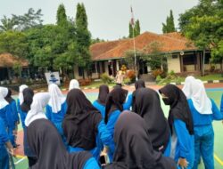 Kapolsek Wonotunggal Berharap Siswa-Siswi SMA N 1 Menjadi Teladan dalam Berlalu Lintas