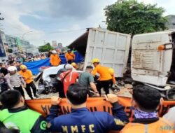 Kecelakaan Maut di Ngaliyan Semarang, 1 Orang Tewas Tertimpa Dump Truk