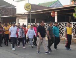 Kompak TNI Polri dan Forkopimda Batang Laksanakan Jalan Sehat dan olahraga Bersama