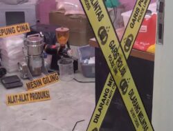 Mabes Polri Bersama Polda Jateng Gerebek Rumah Produksi Obat Terlarang di Semarang