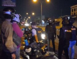 Polsek Kartasura & Tim Pandawa Operasi Knalpot Brong di Jalan Ahmad Yani, Dapat 10 Motor