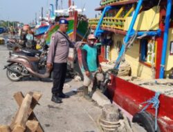 Sat Polairud Polres Rembang Berikan Himbauan Nelayan Mengenai Kesematan Melaut