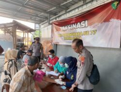 Si Dokkes Polres Rembang Gelas Vaksinasi Gratis Jelang HUT Bhayangkara 77