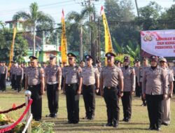 Kapolres Batang Ajak Personel yang Naik Pangkat untuk Berprestasi dalam Mengabdi