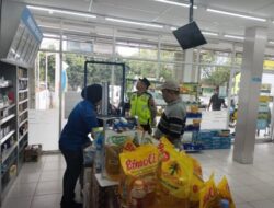 Patroli BLP Antisipasi 3C, Polsek Kragan Rembang Imbau Karyawan Minimarket