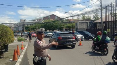 Pelayanan Unit Polantas Polsek Mengurai Kemacetan Arus Lalulintas