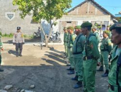 Jelang Pilkades & Pemilu, TNI Polri Demak Beri Pembinaan Linmas di Desa Batu