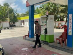 Polsek Sale Rembang Laksanakan Patroli di SPBU, Antisipasi Antrian Penumpukan Pengisian BBM