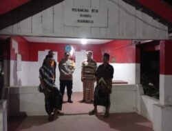 Polsek Sematu Jaya Bina Kamtibmas dengan Sambangi Pos Kamling