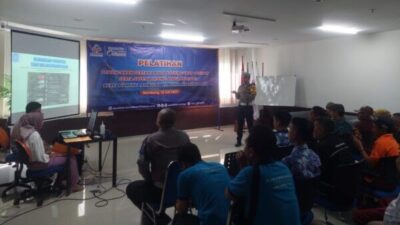 Polres Rembang Gelar Pelatihan Safety Driving Ambulance & Penanganan Pertama Pasien Gawat Darurat