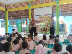 Anak-anak TK Pembina Pati Dibekali Pengetahuan Rambu Lalu Lintas oleh Polresta