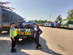 Polsek Kragan Patroli Mobile Antisipasi Kriminalitas ke Kantong Parkir Truk