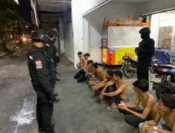 14 Remaja Bawa Sajam, Berakhir Dihukum Jalan Jongkok Tim Pandawa Polres Sukoharjo
