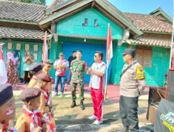 Bhabinkamtibmas Polsek Winong Pengamanan Jalan Santai Meriahkan HUT RI Ke-78 di Desa Sumbermulyo