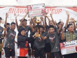 Tim Kesebelasan SMAN 1 Bawang Jadi Jawara di Bhayangkara Cup 2023 Polres Batang