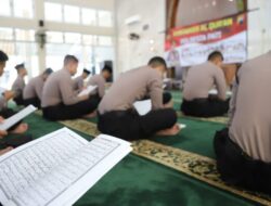 Bag SDM Polresta Pati Gelar Siraman Rohani & Khataman Al Qur’an di Masjid Al-Ikhlas